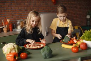 תזונה אצל ילדים: המדריך המלא להורים